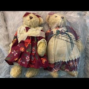 Matching set of home decor bears. New in packaging.